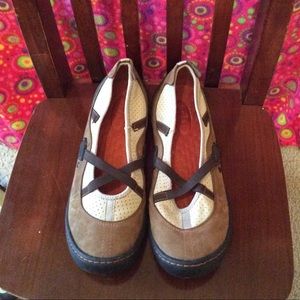 PRIVO by Clark Shoes